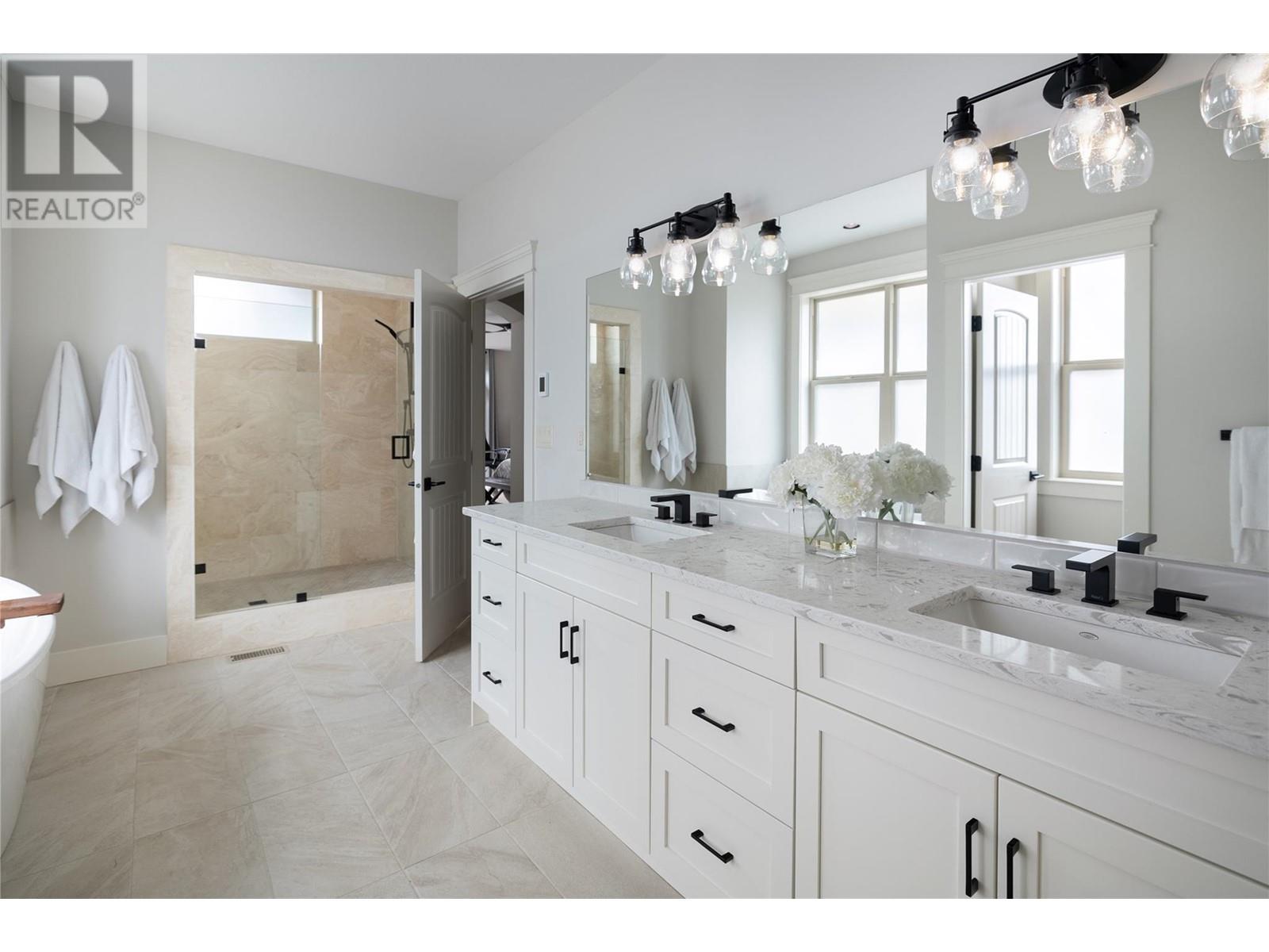 4455 Sherwood Court, Kelowna, British Columbia  V1W 1E7 - Photo 13 - 10345583