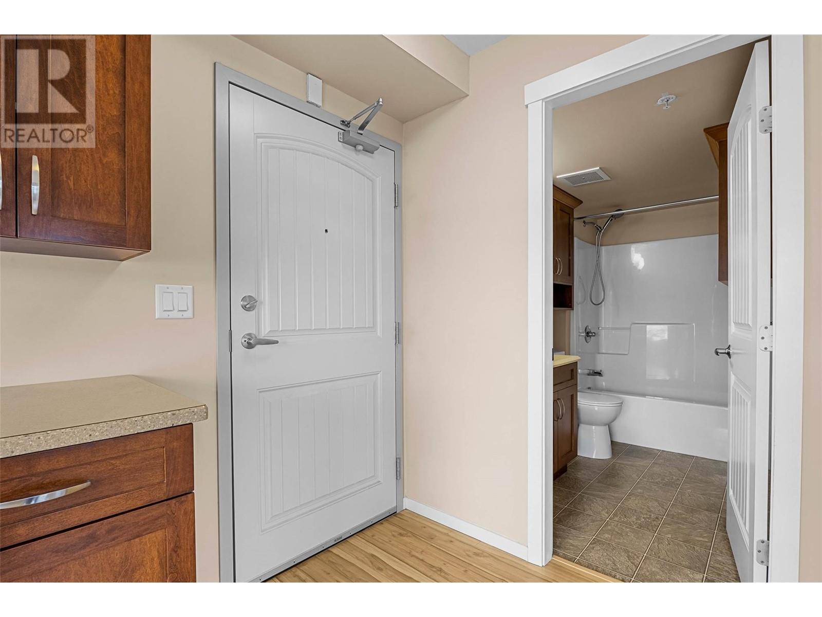 689 Tranquille Road Unit# 430, Kamloops, British Columbia  V2B 0C7 - Photo 5 - 10345556