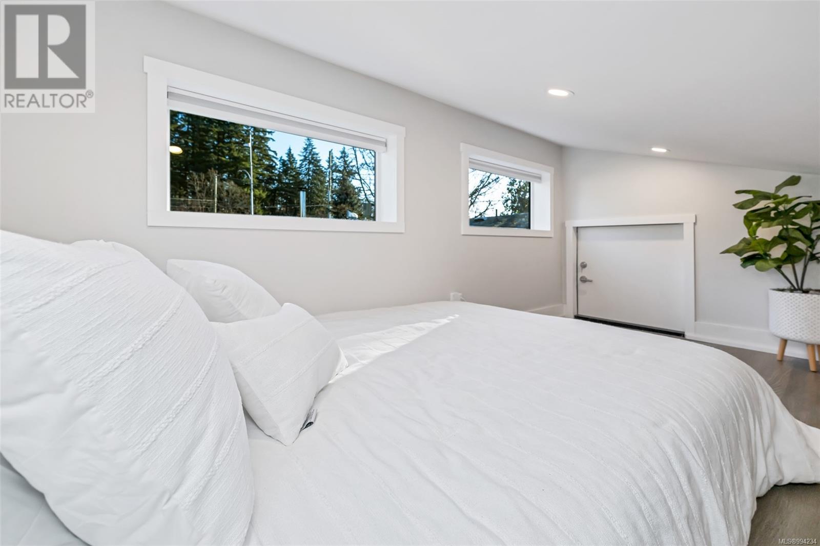 1368 Courtland Ave, Saanich, British Columbia  V9E 2C5 - Photo 33 - 994234