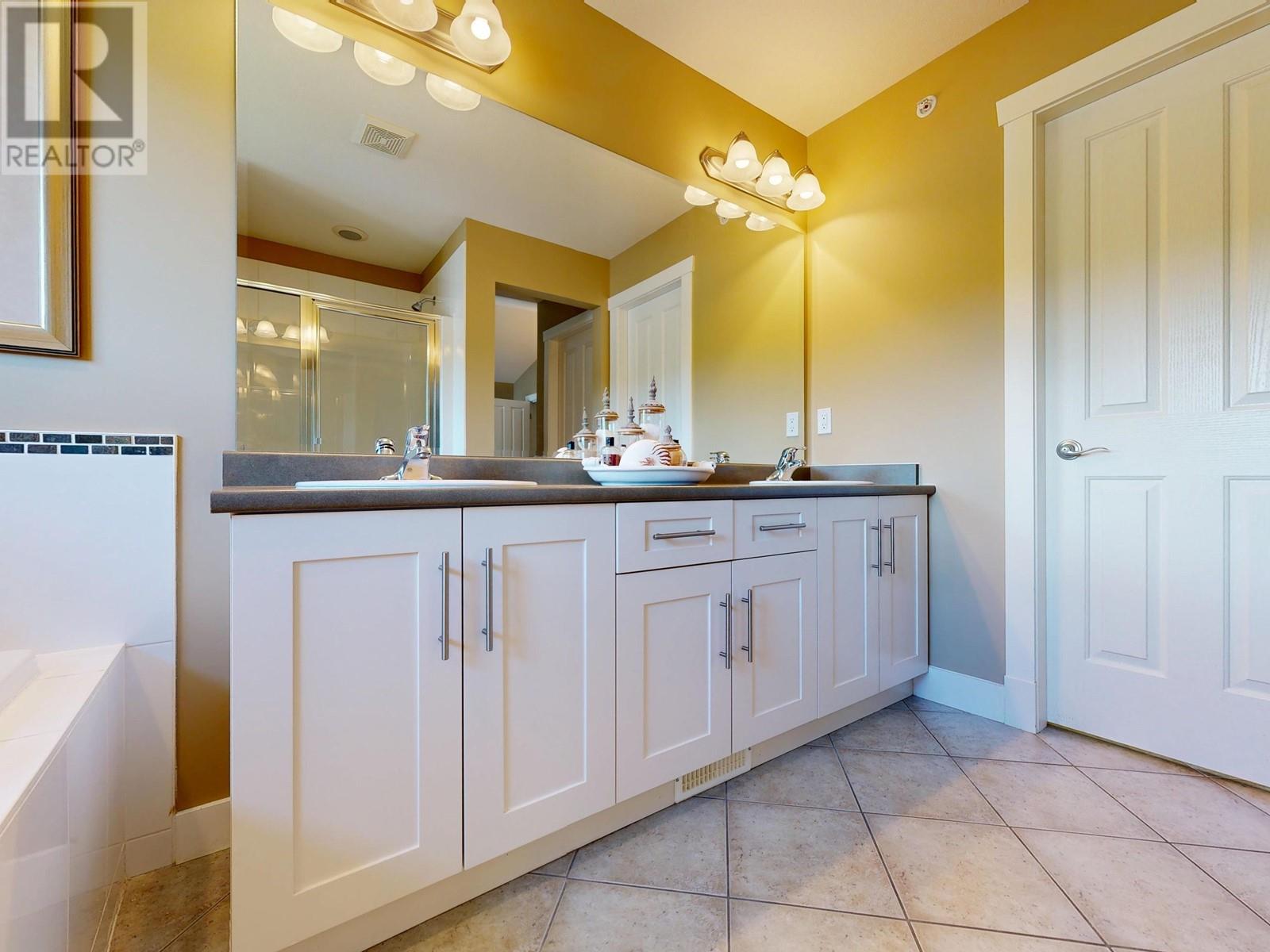 22879 137 Avenue, Maple Ridge, British Columbia  V4R 0B6 - Photo 25 - R2995149