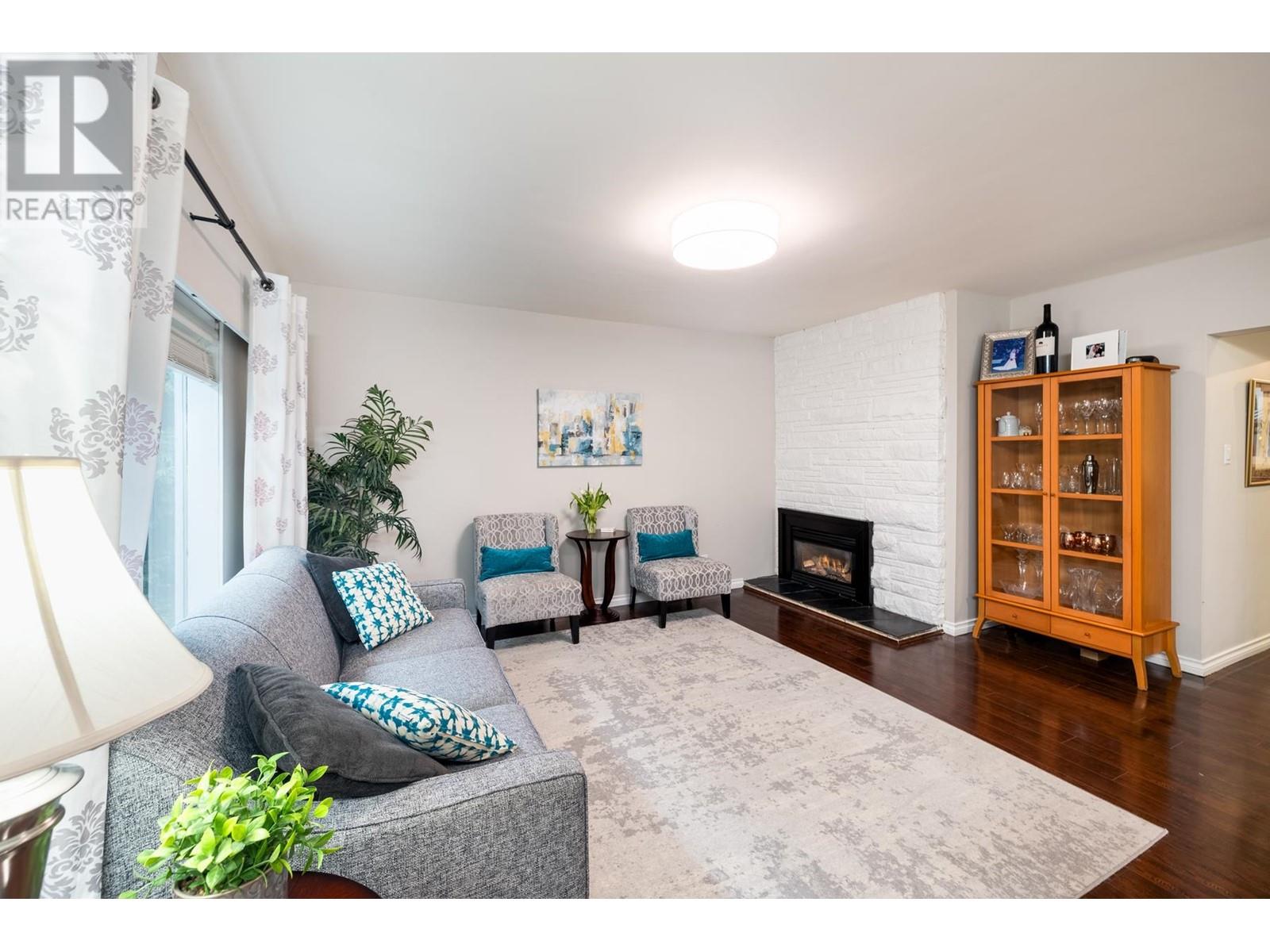 Property at 4233 CAPILANO ROAD image 5