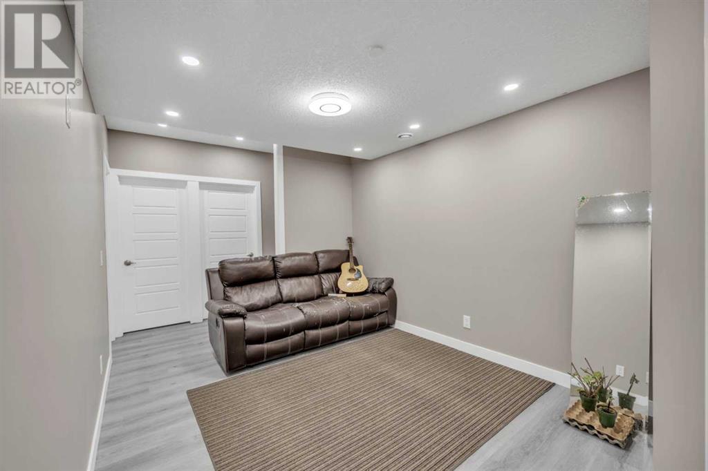 146 Lucas Terrace, Calgary, Alberta  T3P 1P9 - Photo 42 - A2192538