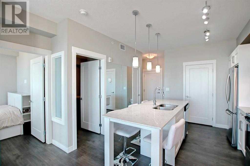 Property at 414, 20 Walgrove Walk SE image 3