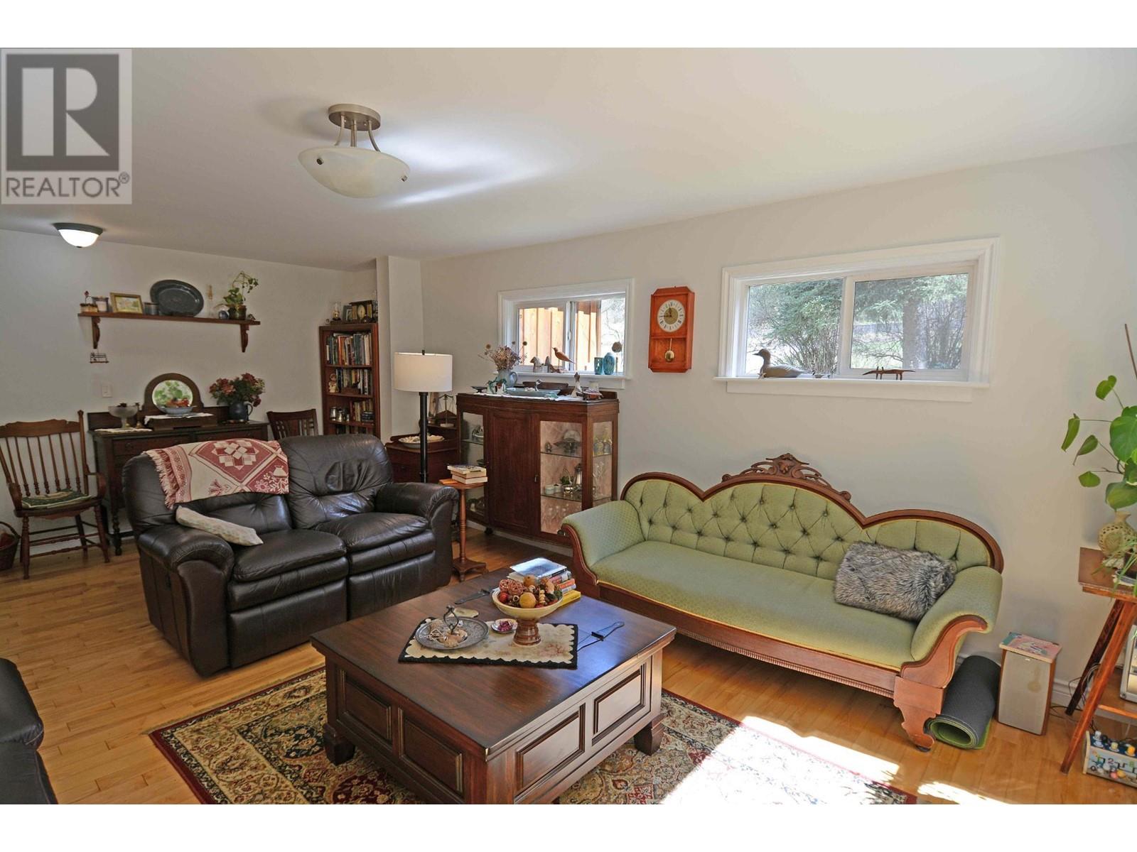 8481 6 Highway, Slocan, British Columbia  V1L 2C0 - Photo 29 - 10345730