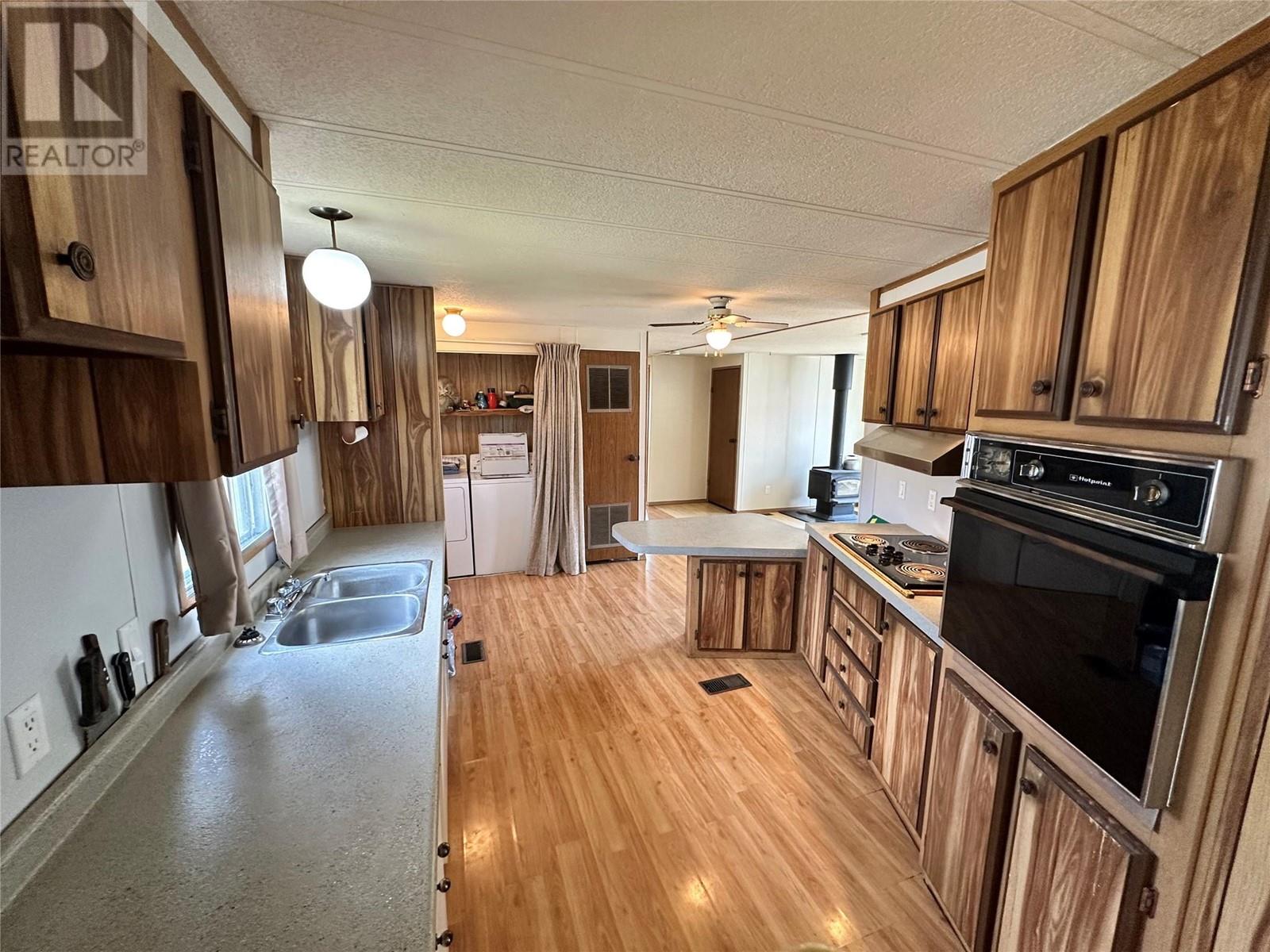 209 Foster Avenue, Clinton, British Columbia  V0K 1K0 - Photo 26 - 10345768