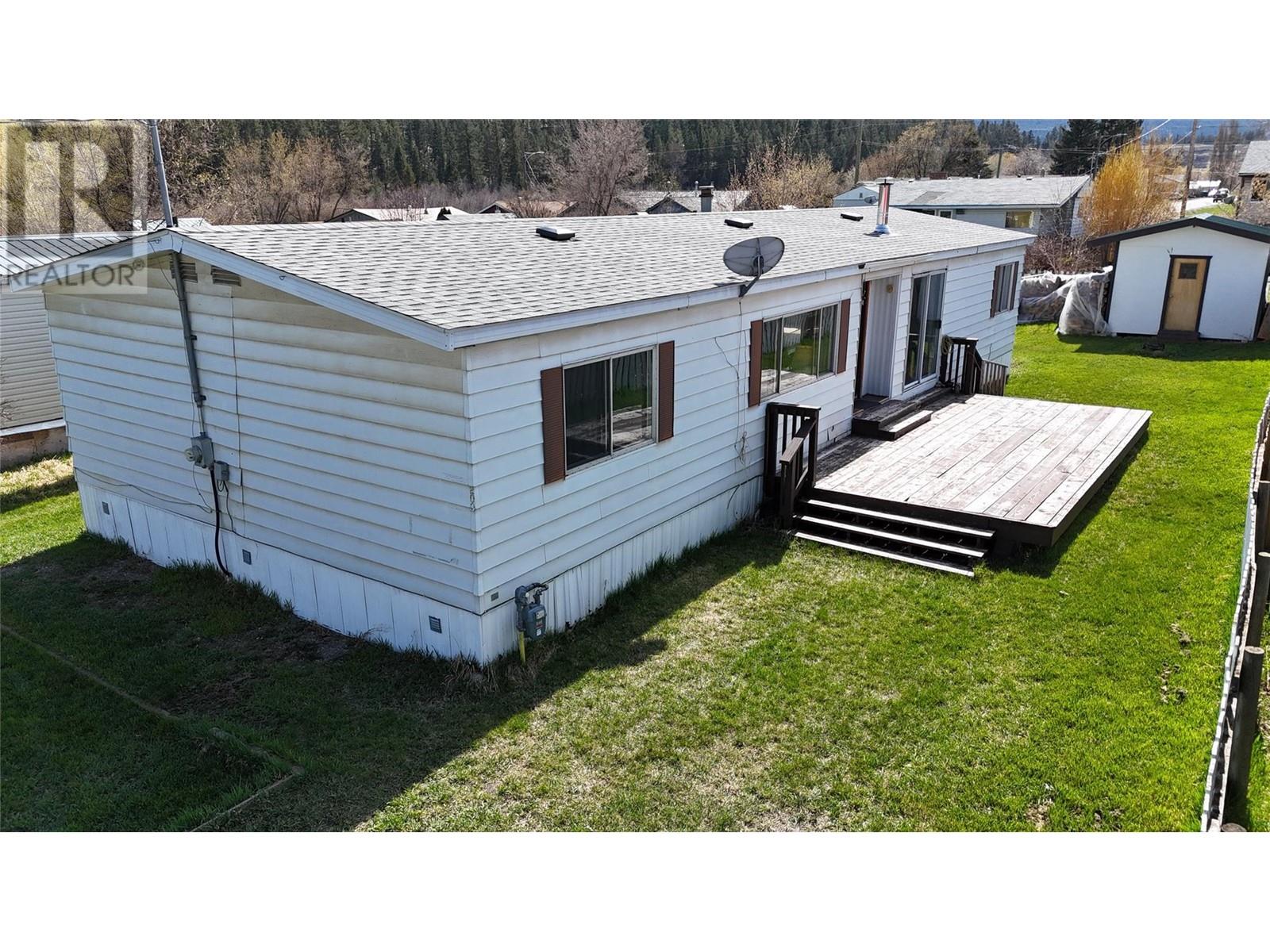 209 Foster Avenue, Clinton, British Columbia  V0K 1K0 - Photo 2 - 10345768