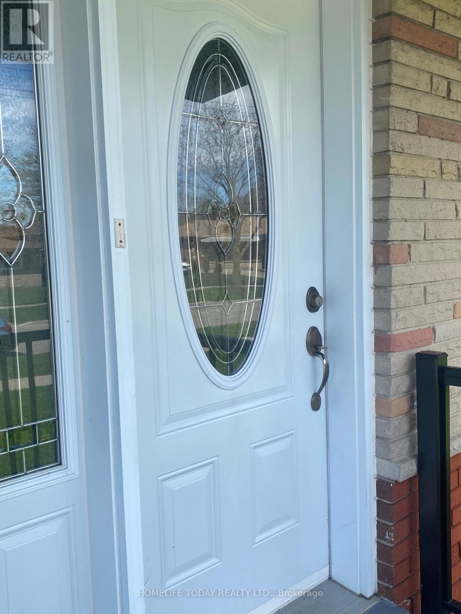 Property at 6 GREYABBEY TRAIL image 4