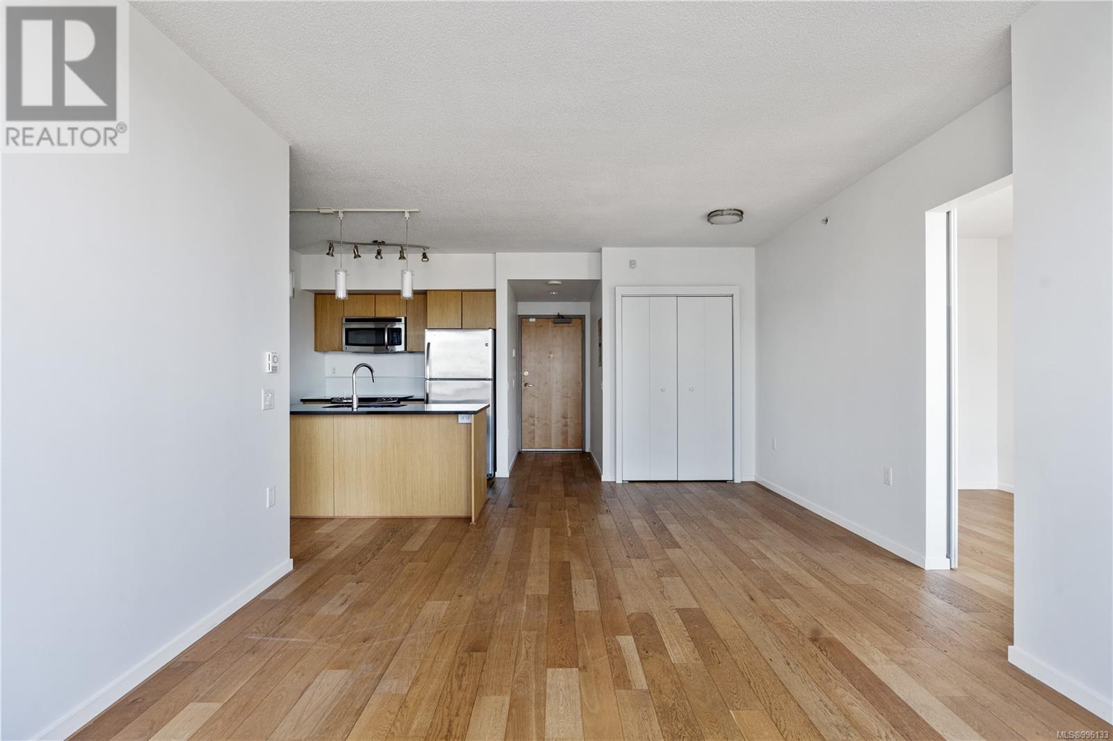 1008 834 Johnson St, Victoria, British Columbia  V8W 1N3 - Photo 21 - 996133