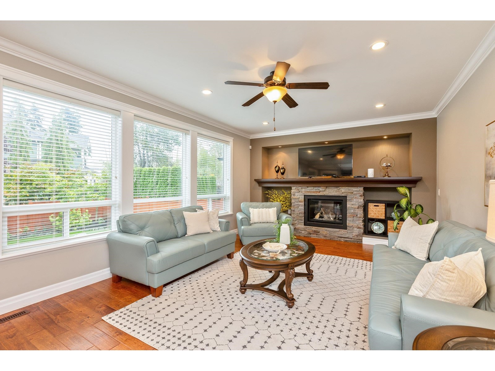 Property at 22 174 STREET image 1