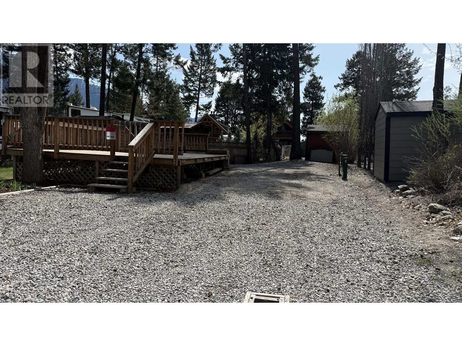 4868 Riverview Drive Unit# 183, Edgewater, British Columbia  V0A 1E0 - Photo 6 - 10345754