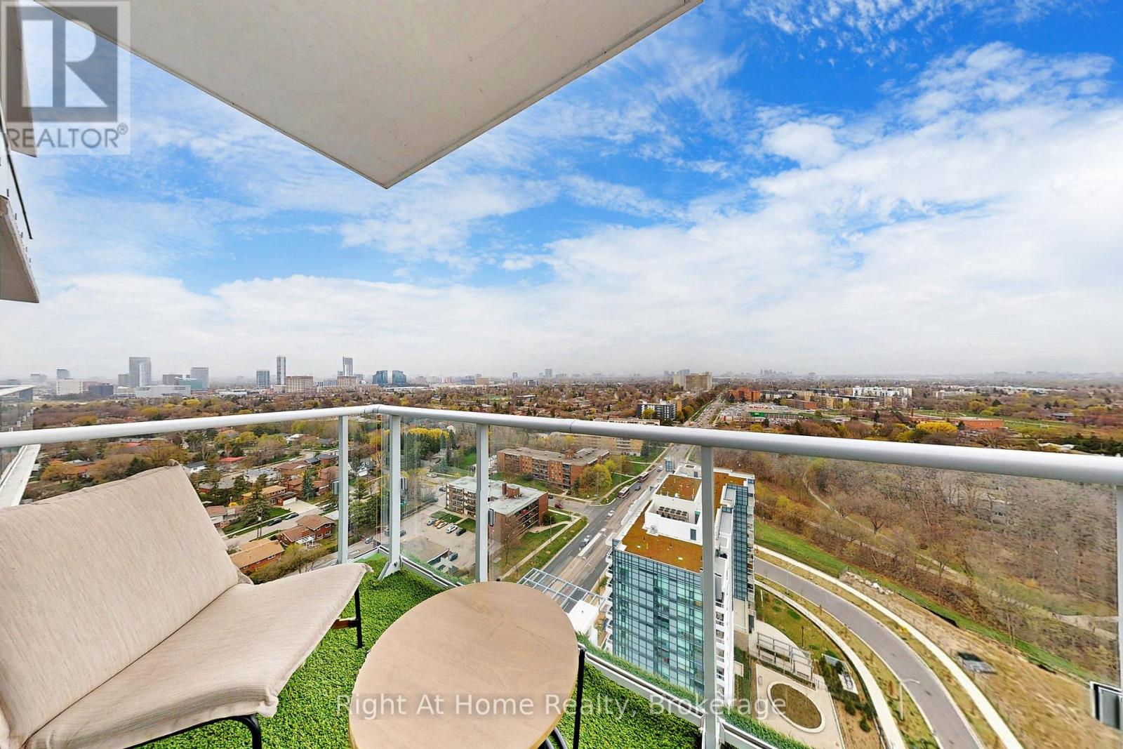 2208 - 10 Deerlick Court, Toronto, Ontario  M3A 0A7 - Photo 19 - C12114037