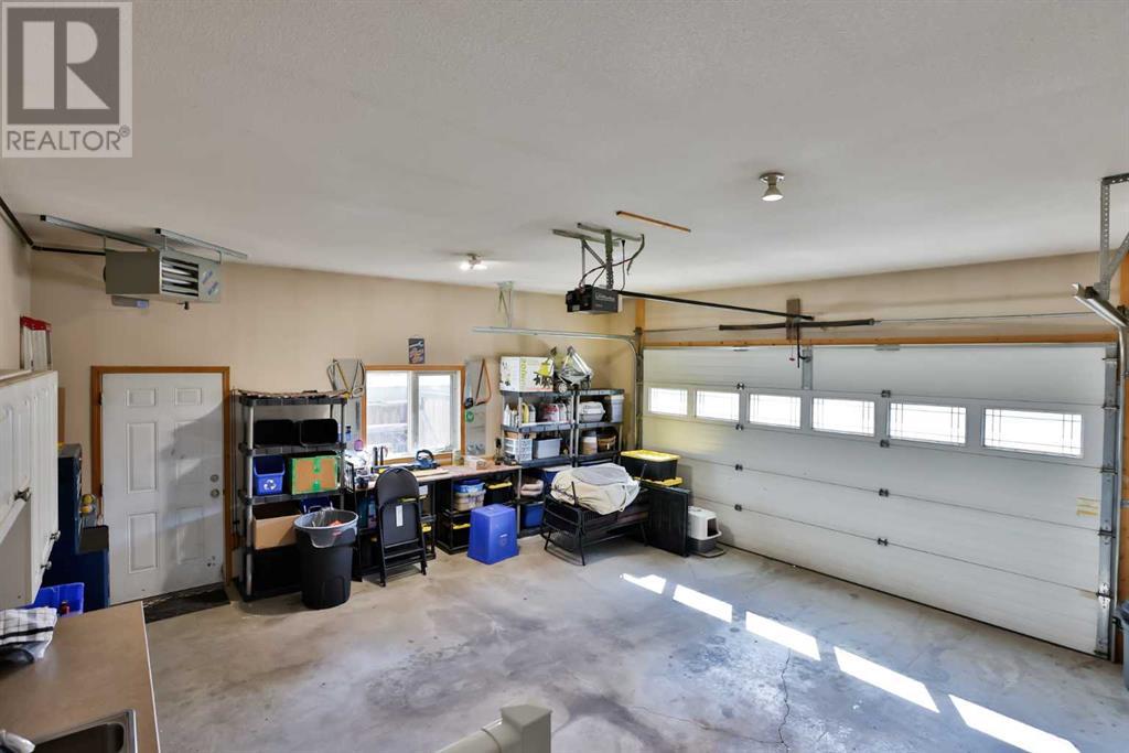 705 Centennial Avenue, Nobleford, Alberta  T0L 1S0 - Photo 24 - A2216427