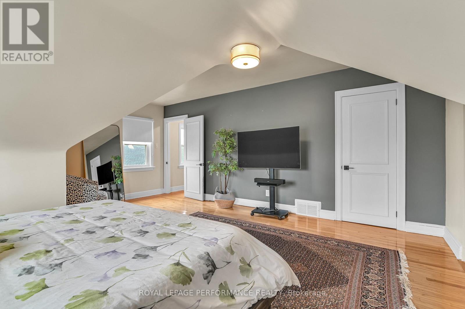 328 Pleasant Park Road, Ottawa, Ontario  K1H 5M8 - Photo 17 - X12114056