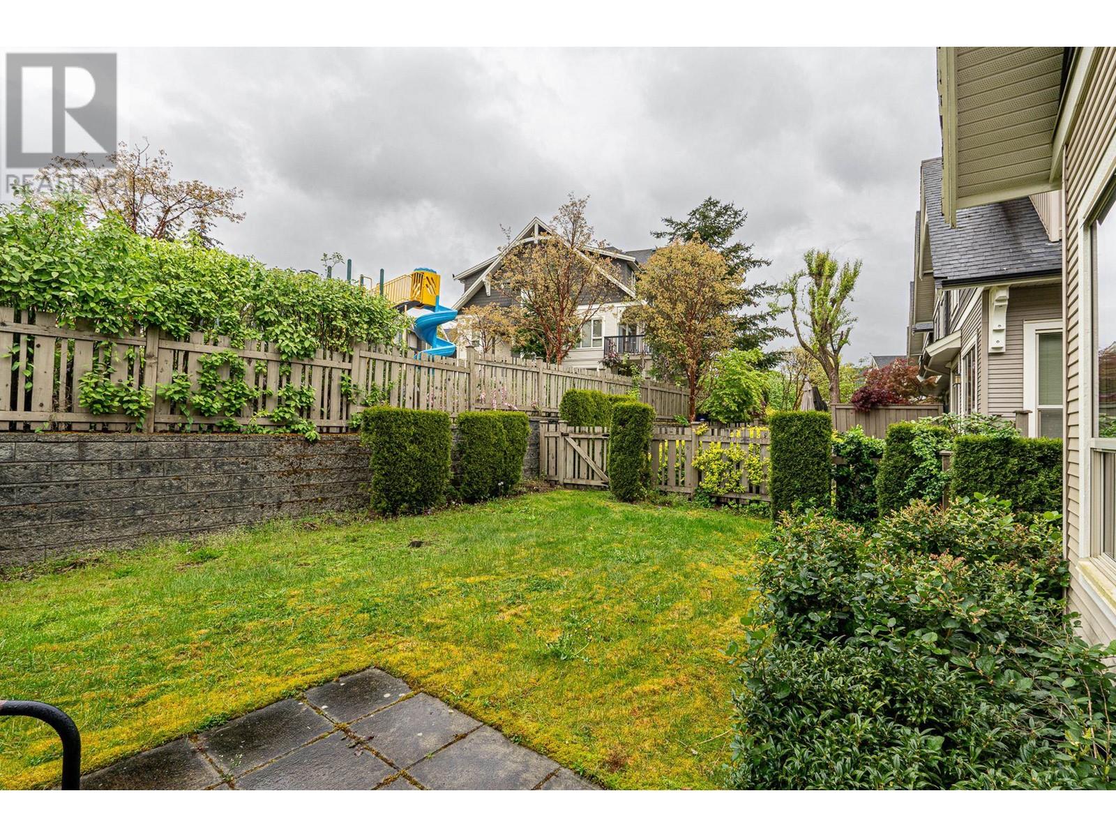 227 3105 Dayanee Springs Boulevard, Coquitlam, British Columbia  V3E 0C2 - Photo 30 - R2995160