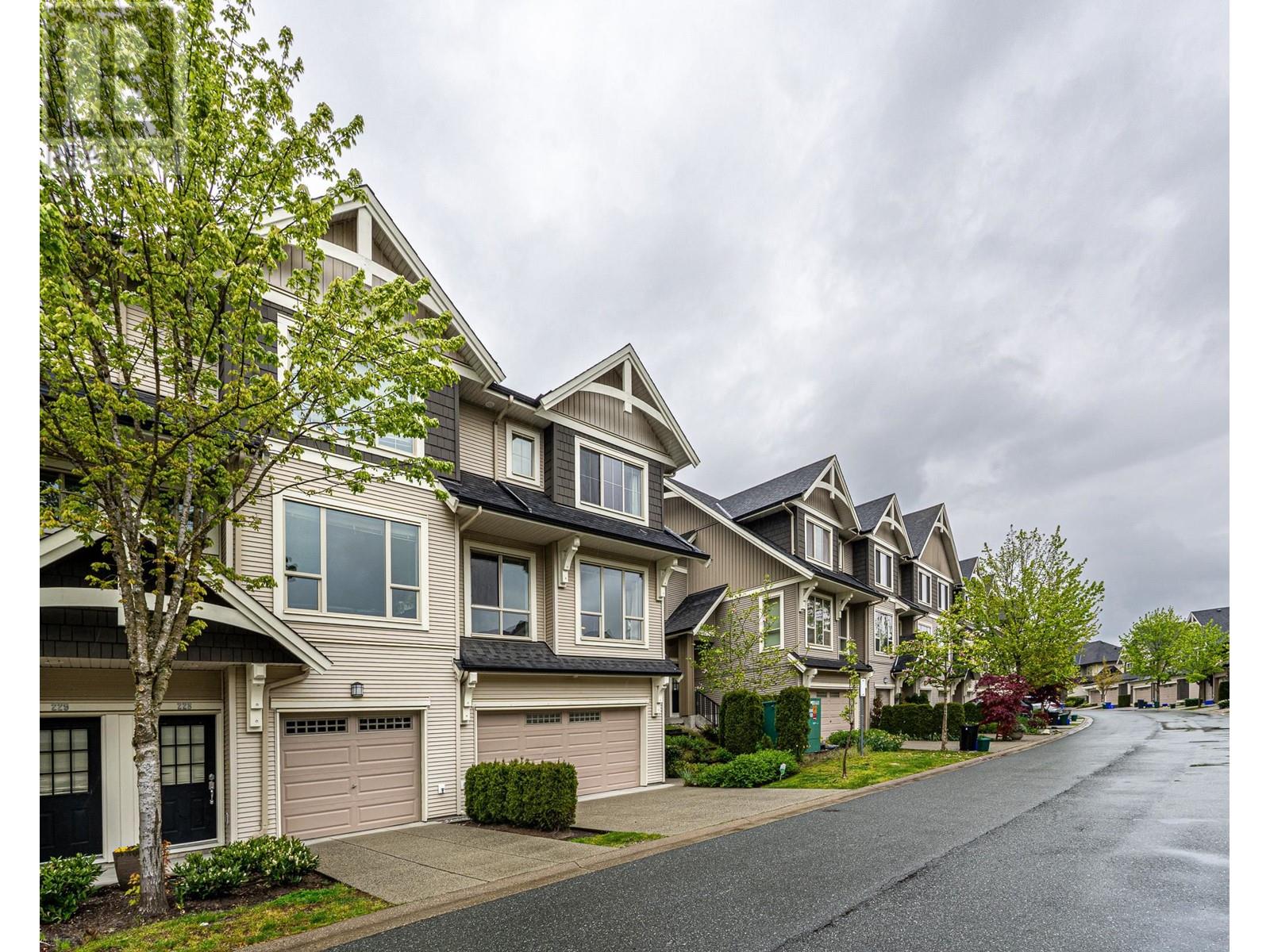 227 3105 Dayanee Springs Boulevard, Coquitlam, British Columbia  V3E 0C2 - Photo 33 - R2995160