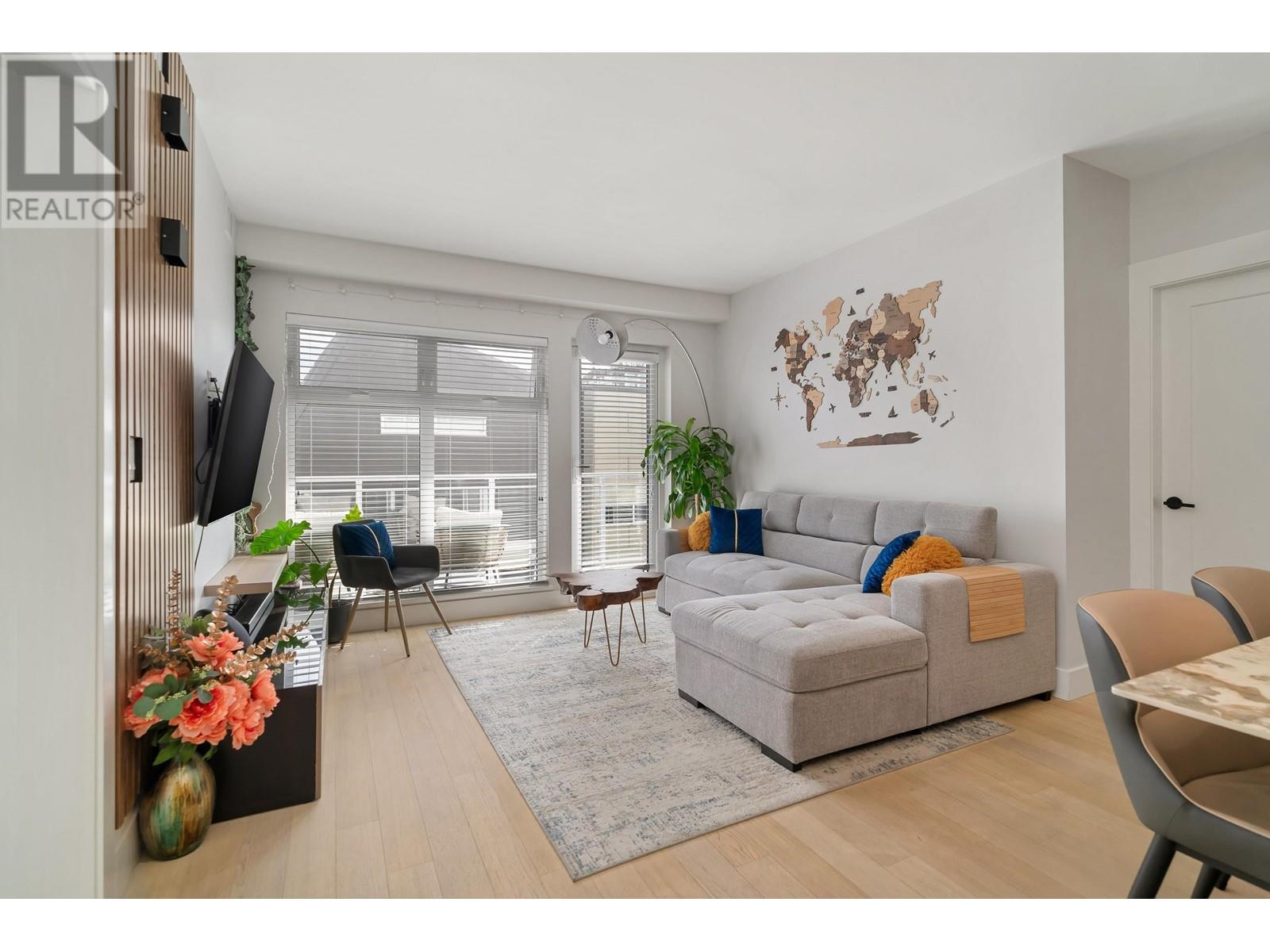 Property at 310 22226 BROWN AVENUE image 3