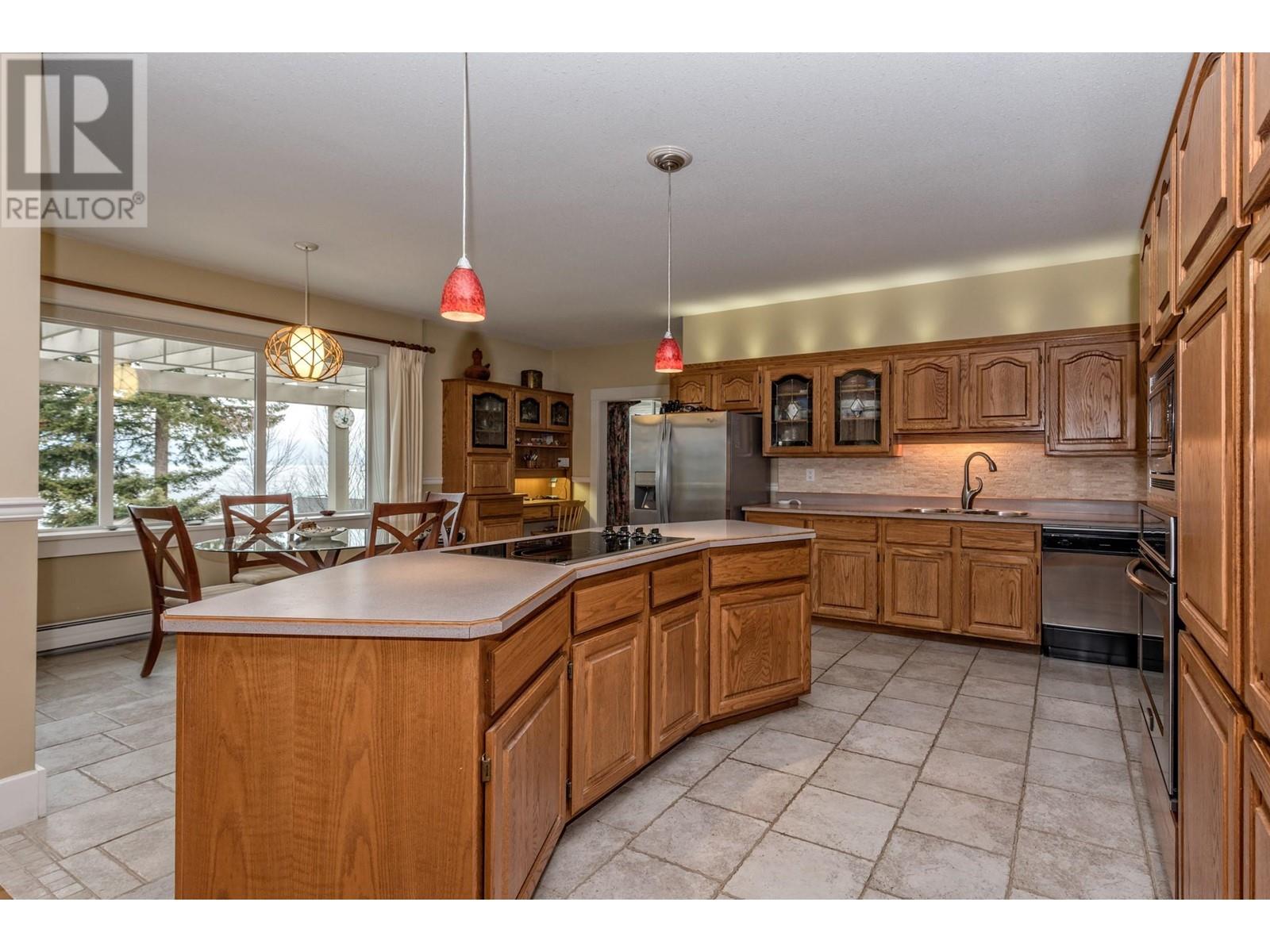 9739 Delcliffe Road, Vernon, British Columbia  V1H 1K9 - Photo 7 - 10313037