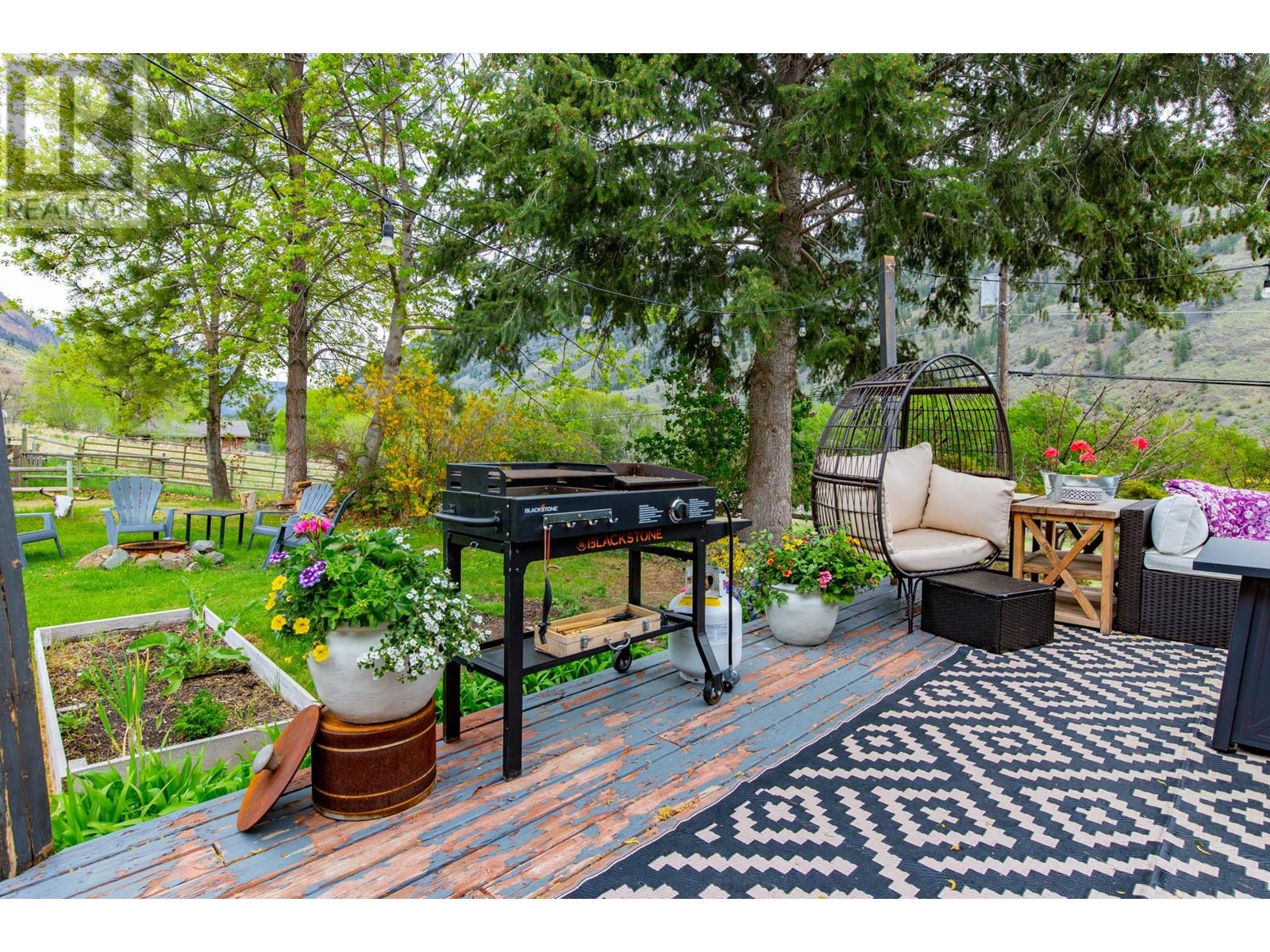1216 Hwy 3a, Keremeos, British Columbia  V0X 1N4 - Photo 28 - 10345775