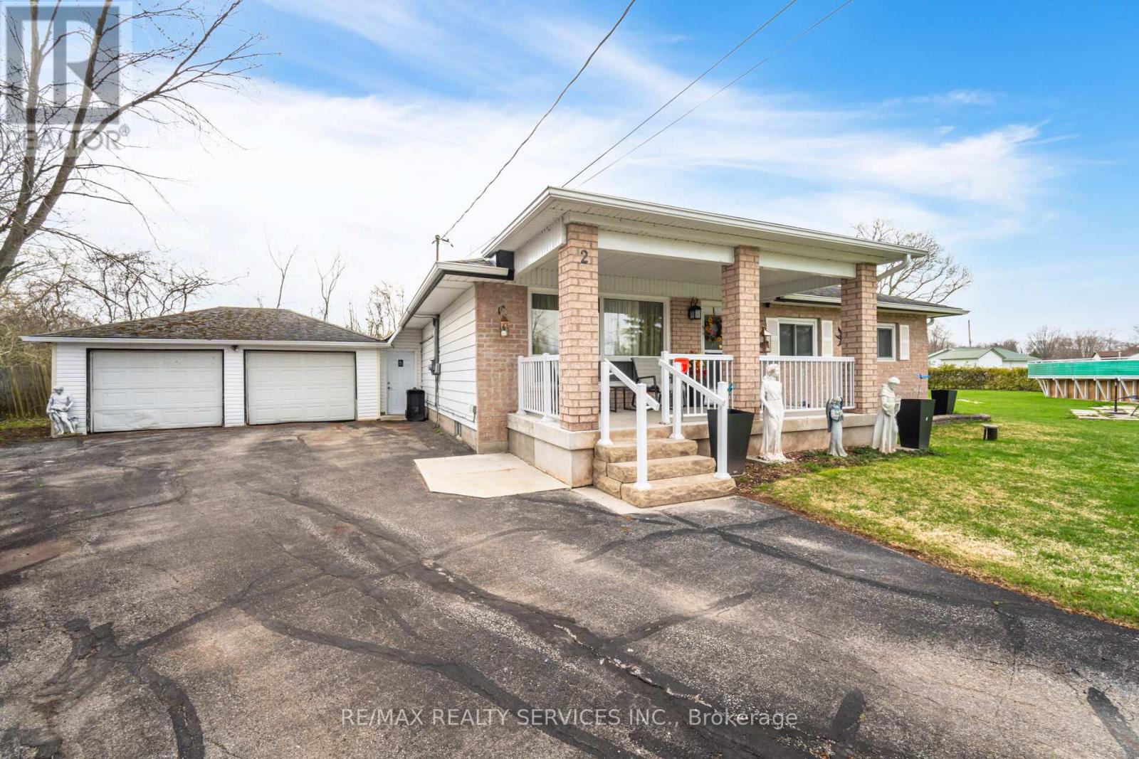 Property at 2 ISLE VISTA DRIVE image 3