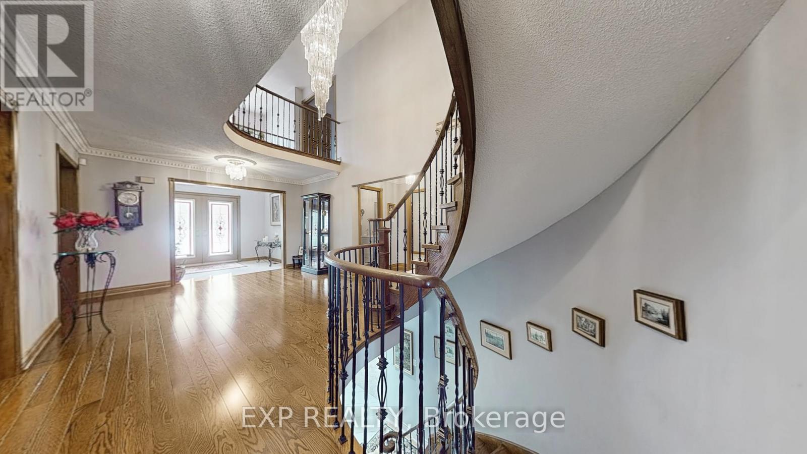 Property at 47 BLACKBURN BOULEVARD image 3