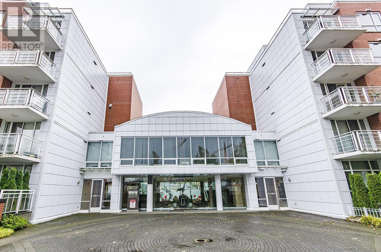 204 688 Fairchild Road, Vancouver, British Columbia  V5Z 4P7 - Photo 1 - R2994825