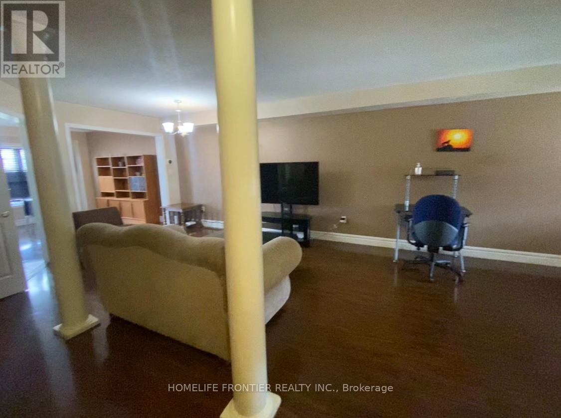 40 Stirrup Court, Brampton (Fletcher's Creek Village), Ontario  L6X 4Y1 - Photo 10 - W12114023