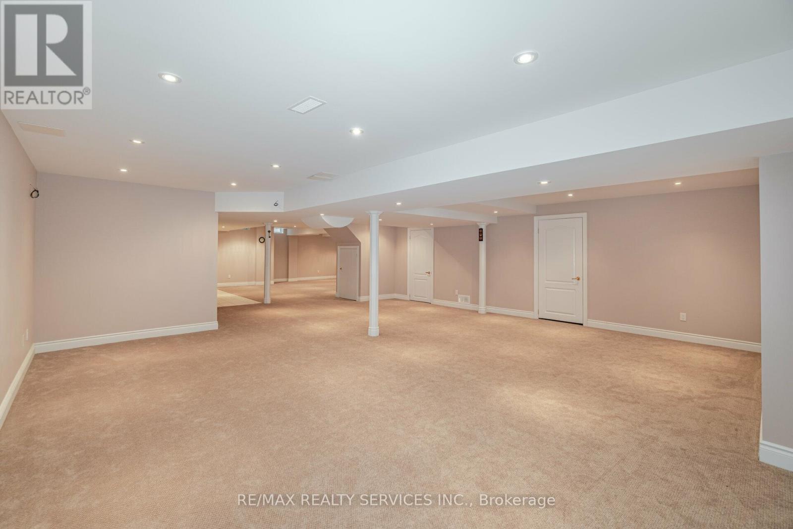 32 Radial Street, Brampton, Ontario  L6Y 5K7 - Photo 37 - W12114029