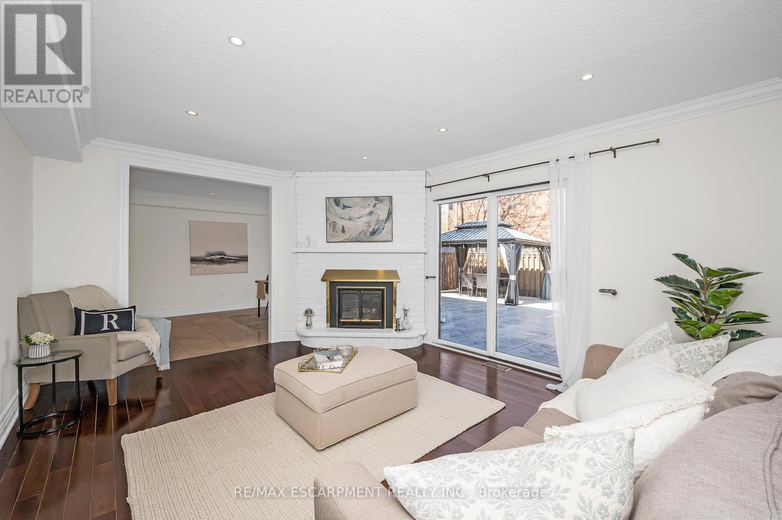 2728 Guilford Crescent, Oakville, Ontario  L6J 6Z8 - Photo 12 - W12114059