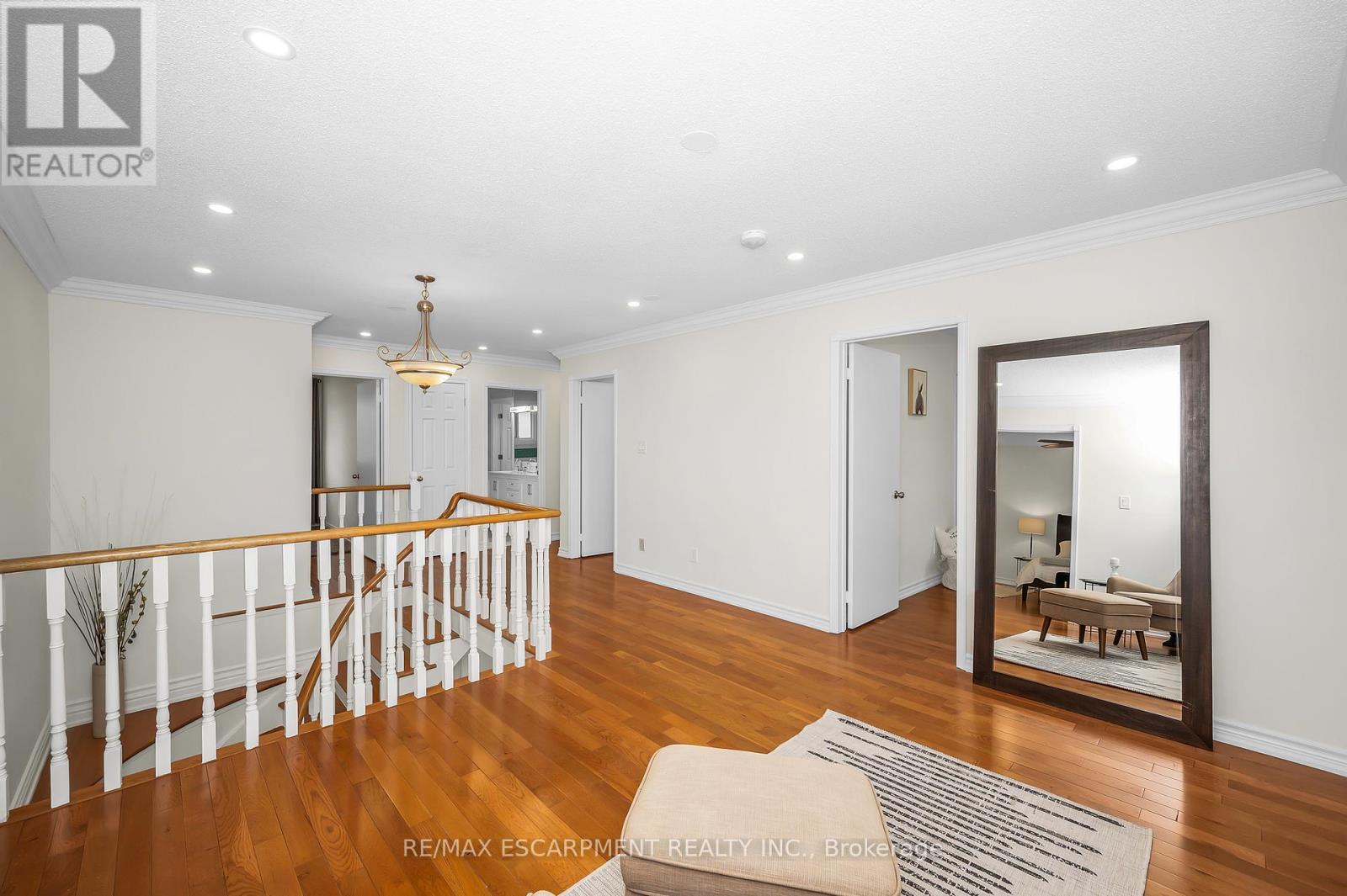 2728 Guilford Crescent, Oakville, Ontario  L6J 6Z8 - Photo 15 - W12114059