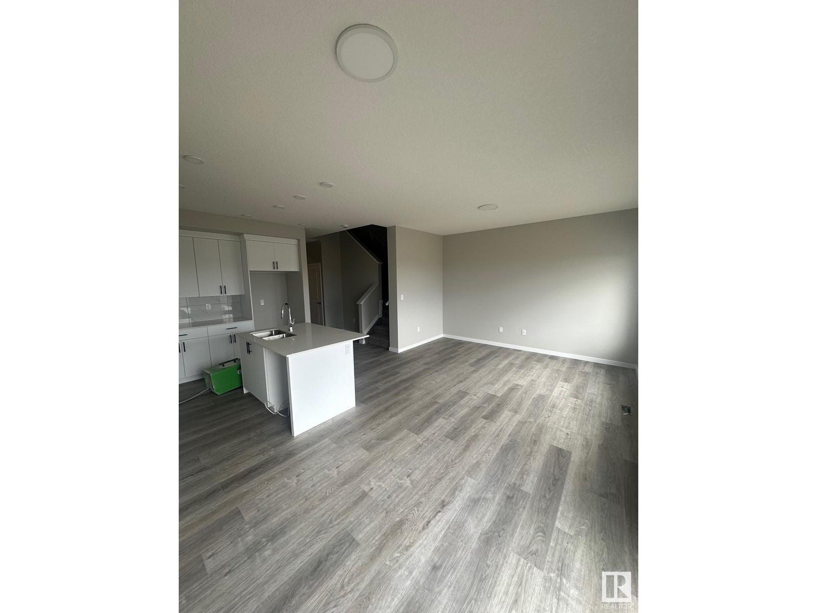 7364 182 Av Nw, Edmonton, Alberta  T5Z 0L5 - Photo 9 - E4429580