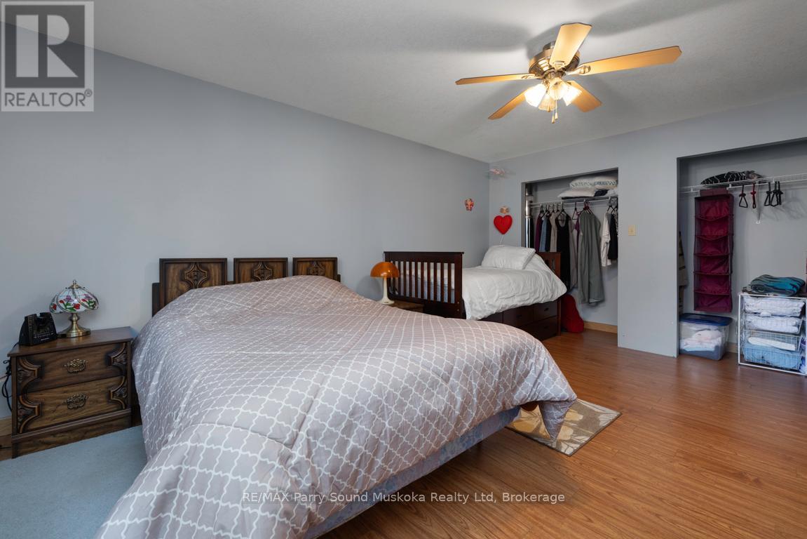 38 Shebeshekong Estates Road S, Carling, Ontario  P0G 1G0 - Photo 19 - X12105250