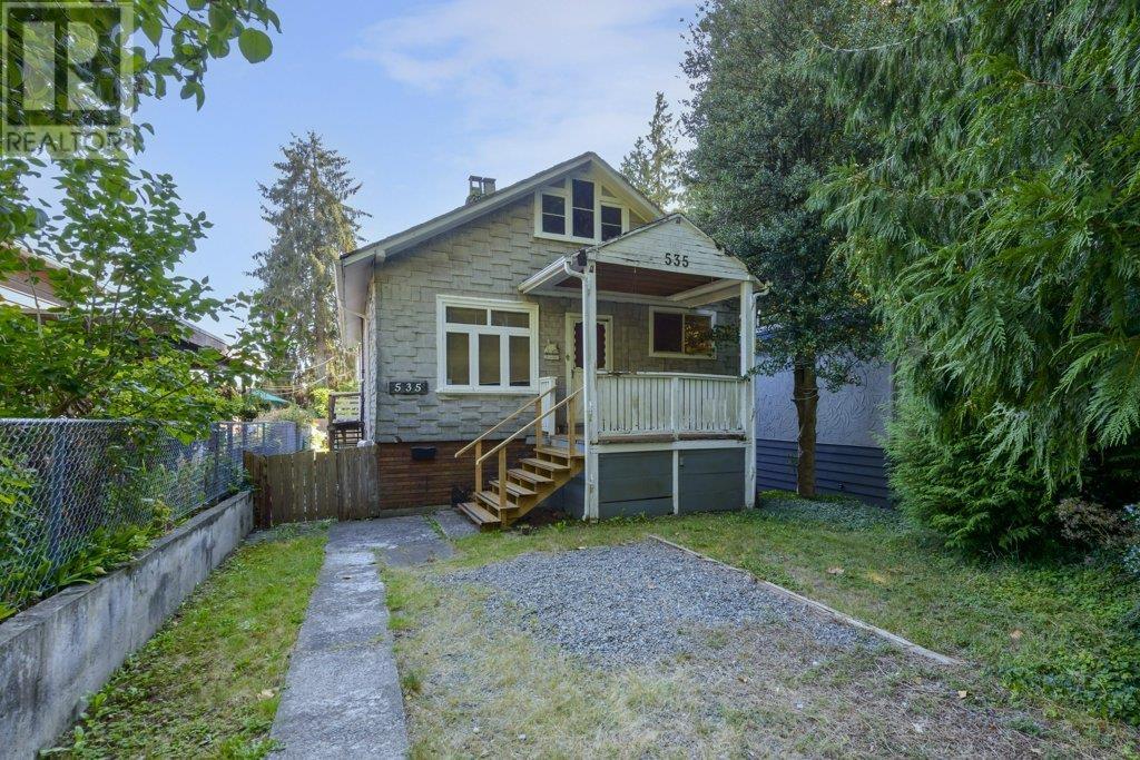 Property at 535 W 15TH STREET image 1