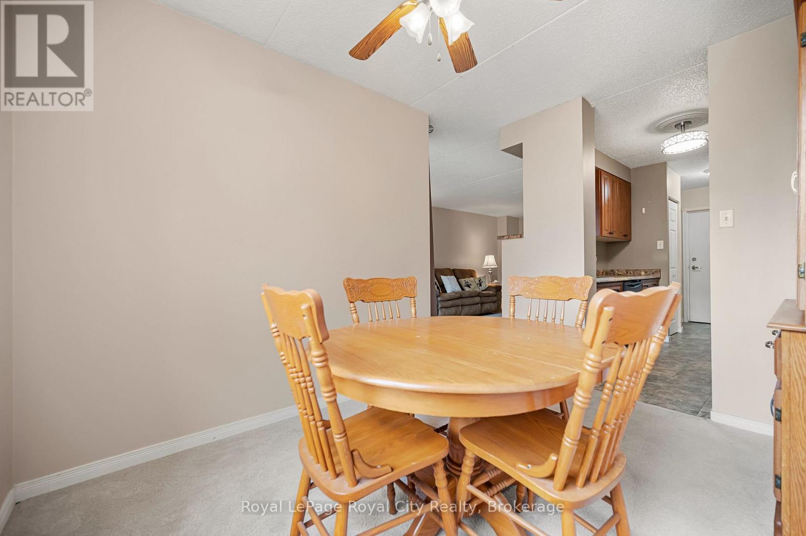 208 - 75 Silvercreek Parkway N, Guelph, Ontario  N1H 7R9 - Photo 8 - X12114088