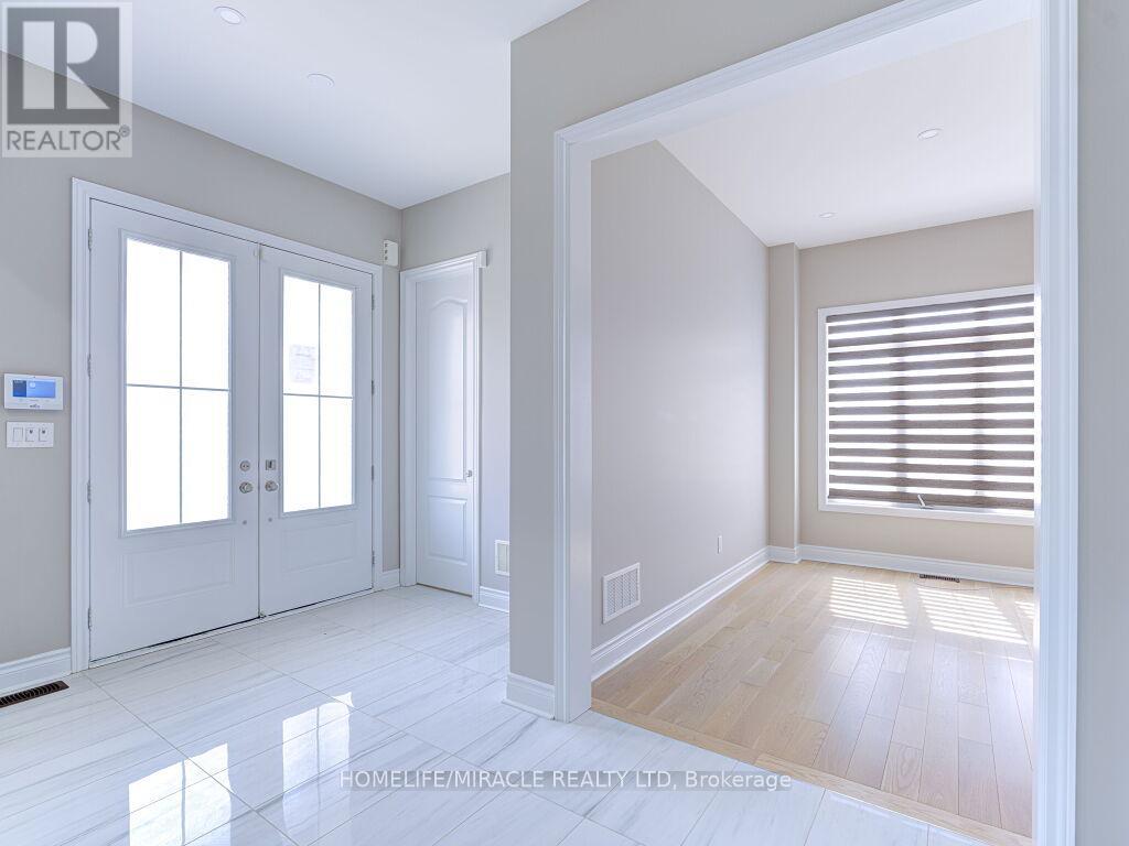 Property at 52 ALBERT SPENCER AVENUE image 4