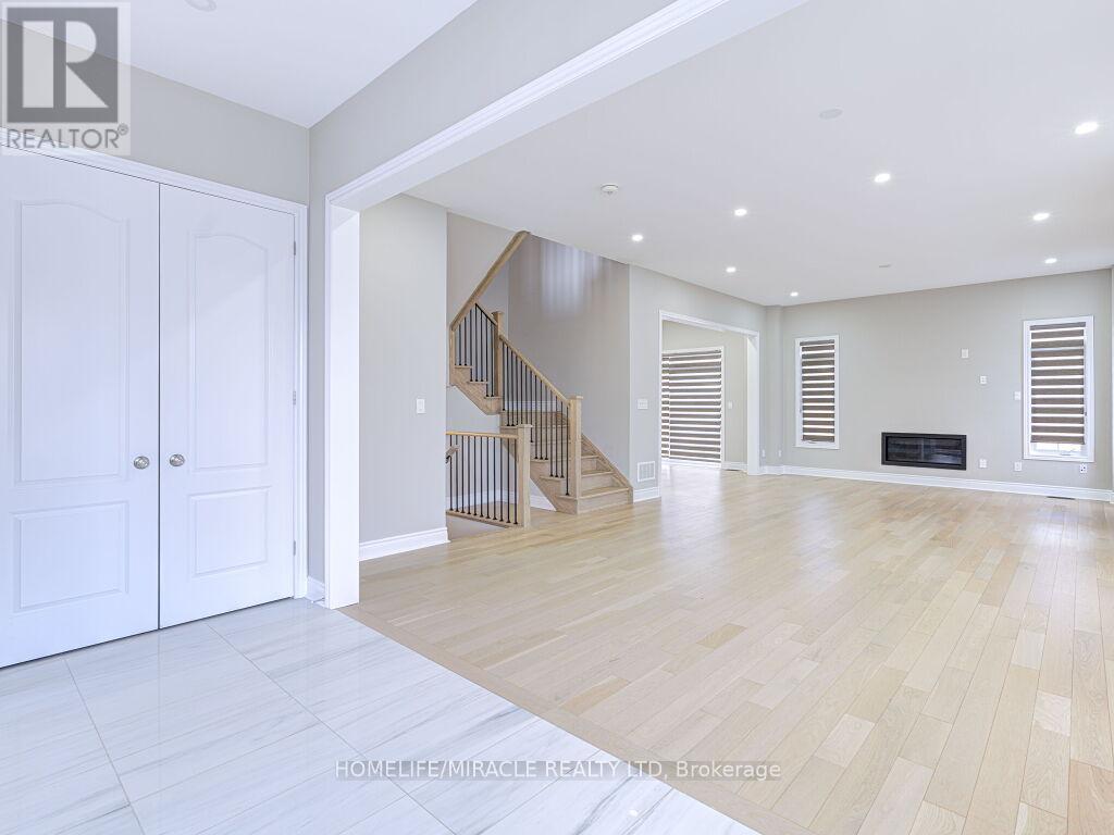 Property at 52 ALBERT SPENCER AVENUE image 5