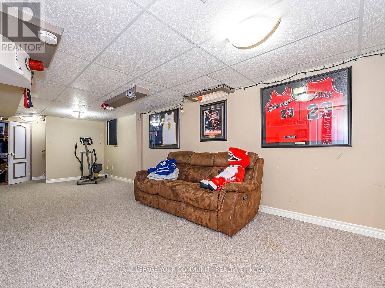 55 Trumpet Valley Boulevard, Brampton, Ontario  L7A 3P7 - Photo 31 - W12113258