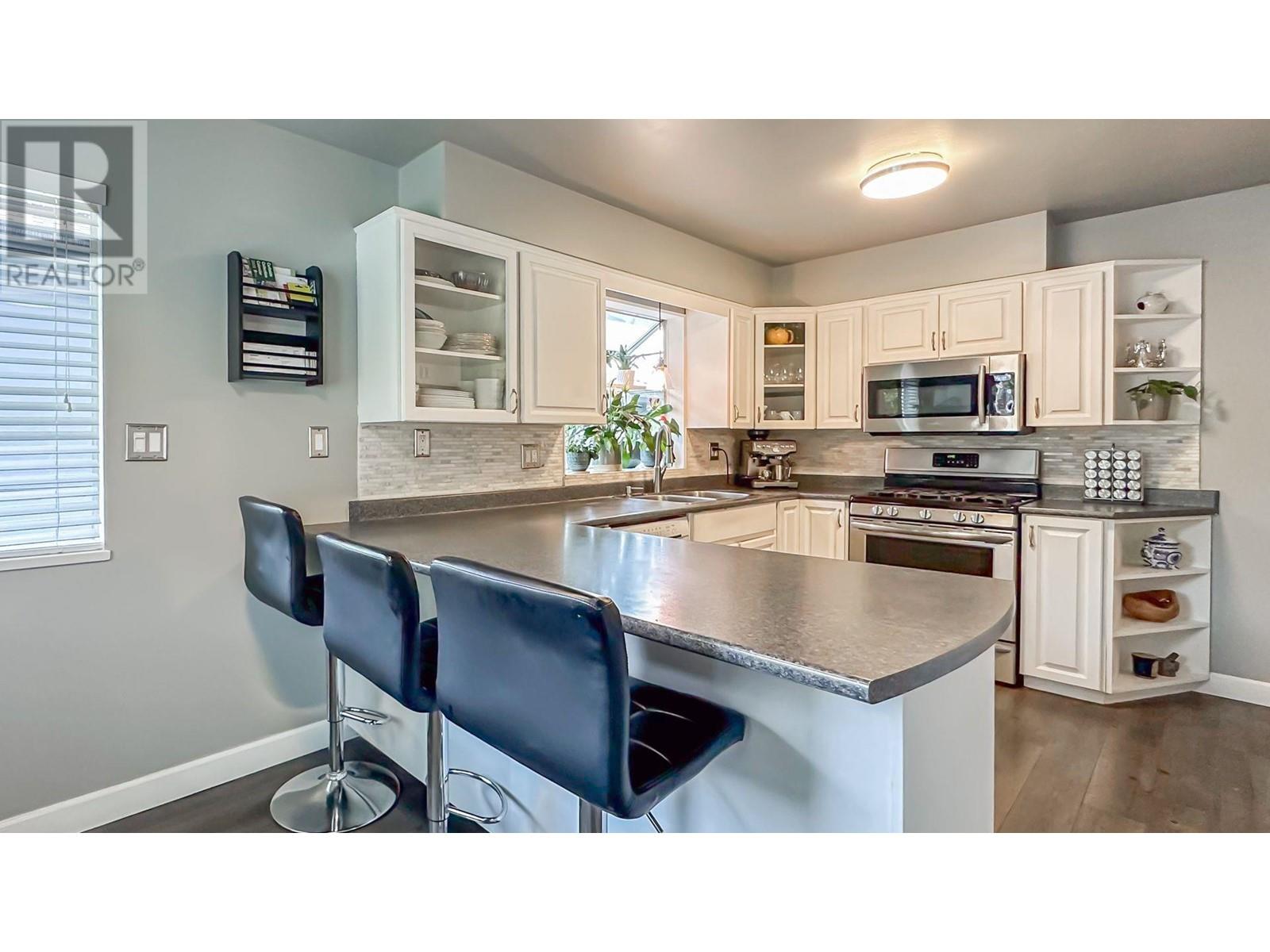 5620 Gilpin Street, Burnaby, British Columbia  V5G 2H9 - Photo 8 - R2996211