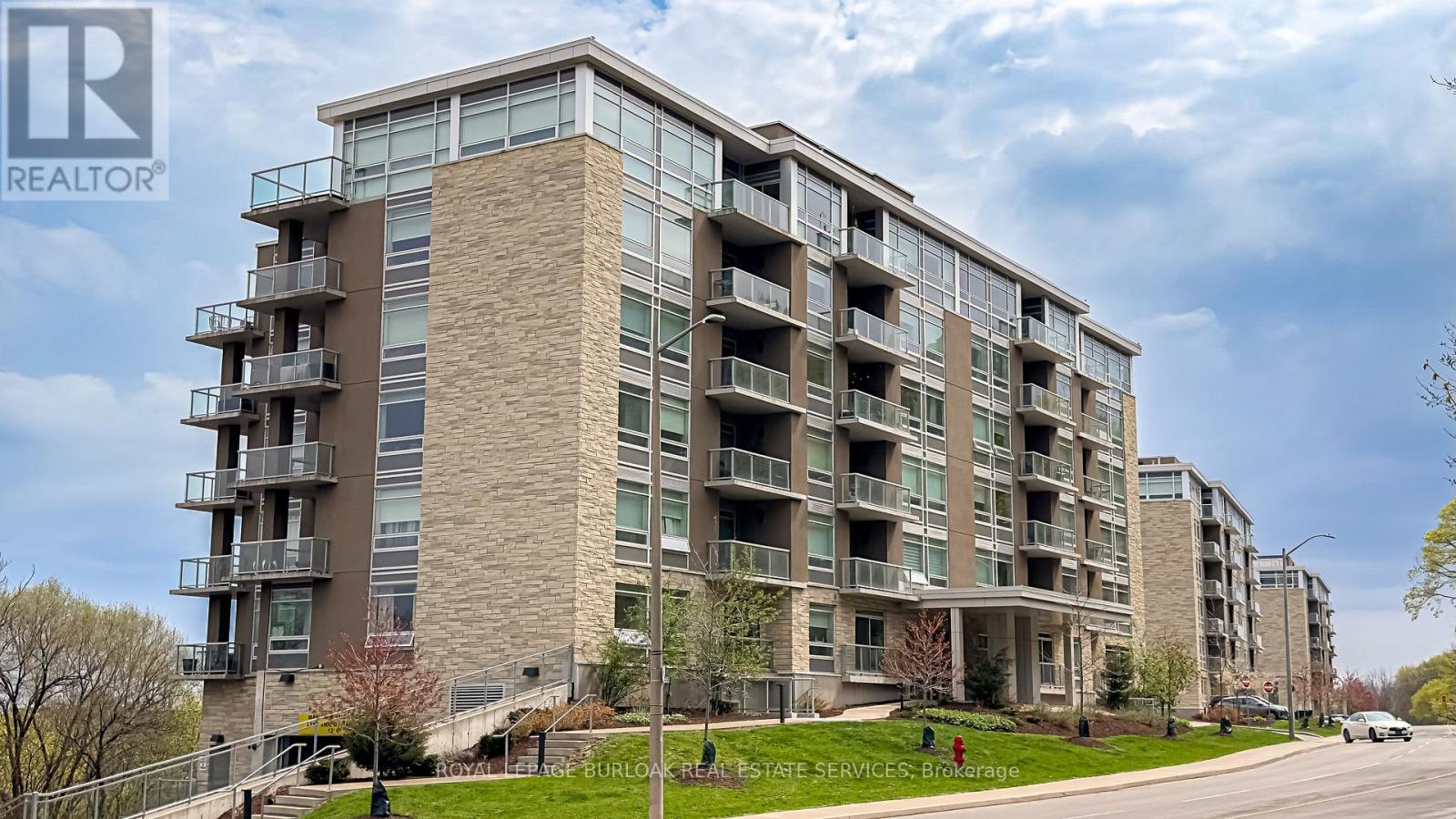 206 - 455 CHARLTON AVENUE E, Hamilton, Ontario