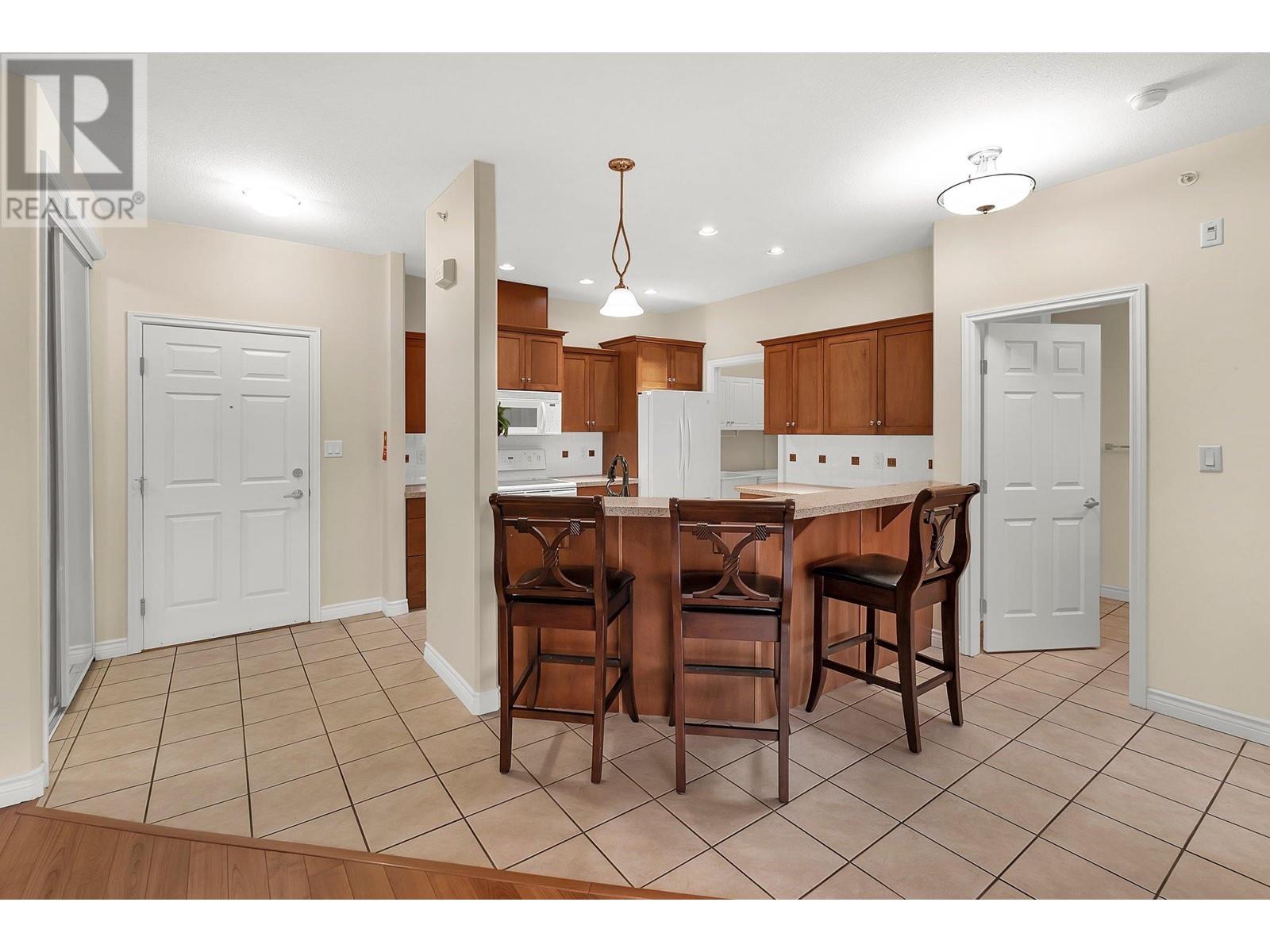 1961 Durnin Road Unit# 415, Kelowna, BC V1X7Z6