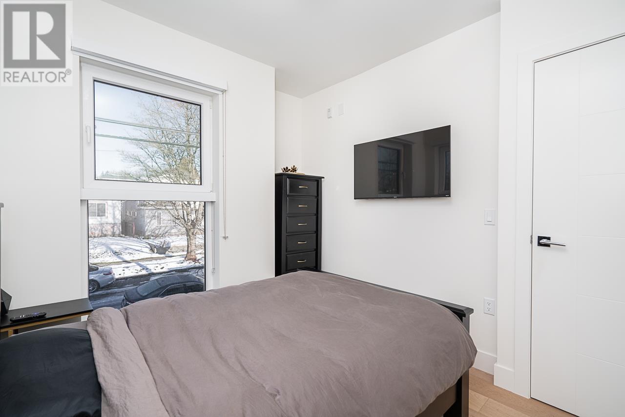 158 W Woodstock Avenue, Vancouver, British Columbia  V5Y 0N1 - Photo 31 - R2995367