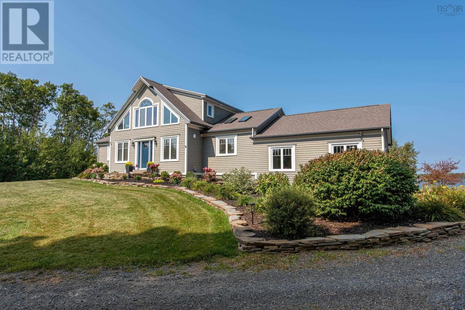 13573 Highway 6 Highway, Wallace Bridge, Nova Scotia  B0K 1Y0 - Photo 2 - 202502019