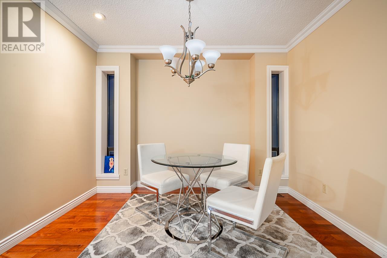 949 Lynwood Avenue, Port Coquitlam, British Columbia  V3B 6J7 - Photo 10 - R2976309