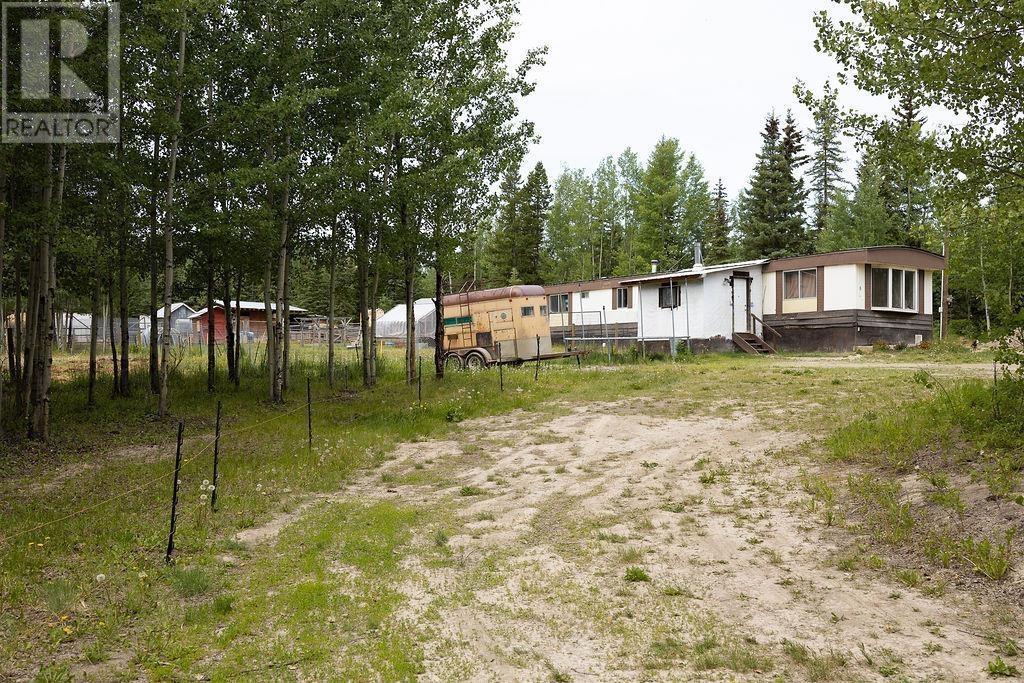 565 Oak Road, Vanderhoof, British Columbia  V0J 3A2 - Photo 37 - R2996513