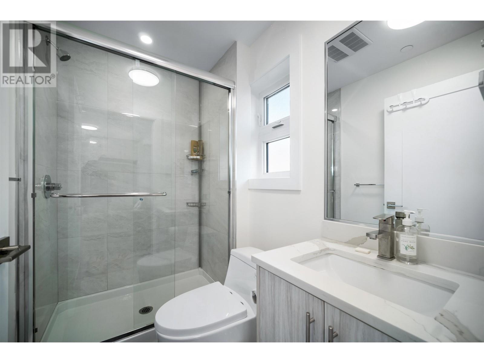7666 Ontario Street, Vancouver, British Columbia  V5X 3C5 - Photo 24 - R2996283