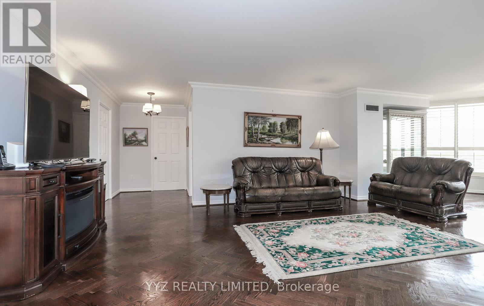Property at 808 - 1 CLARK AVENUE W image 5