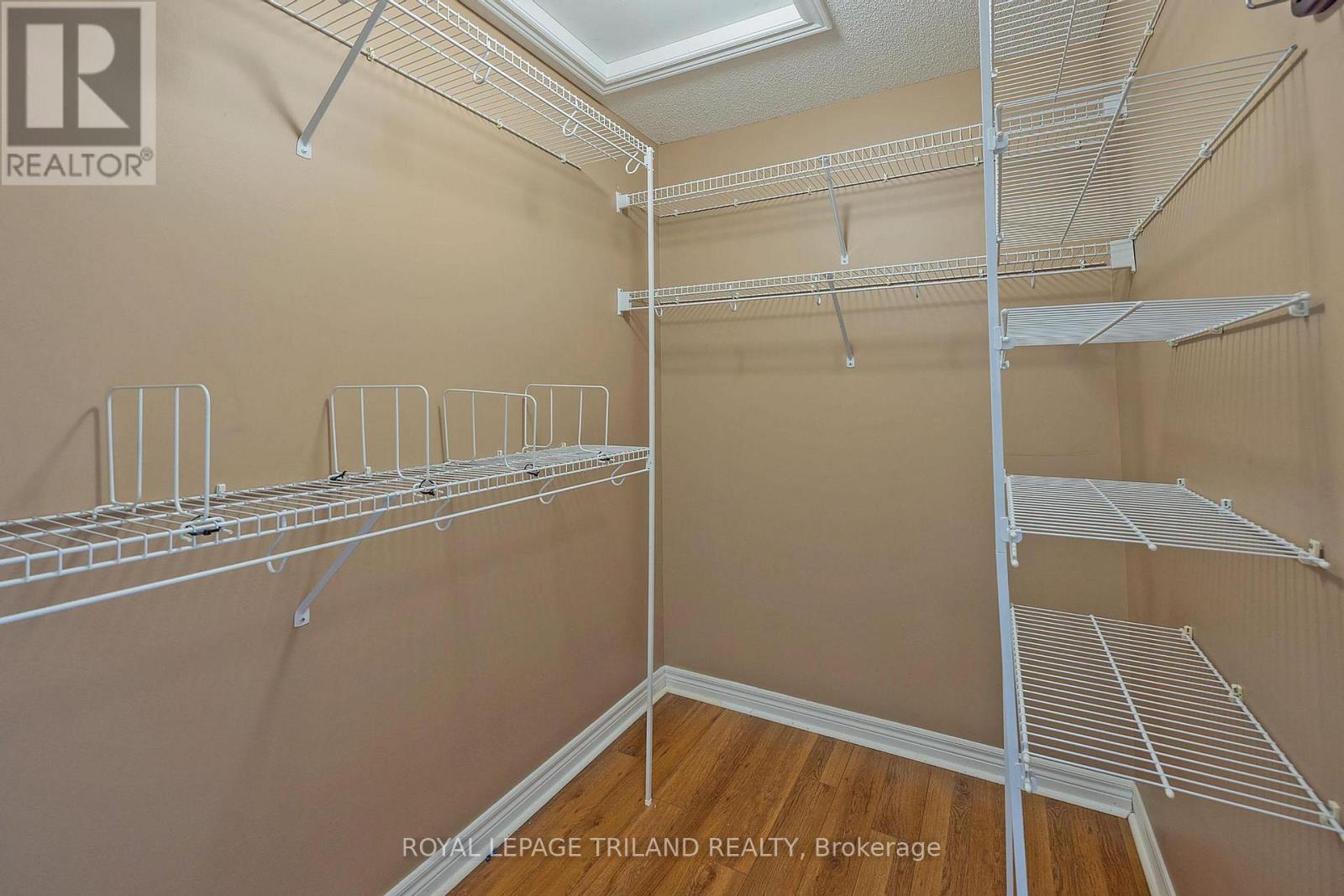 253 Mcgarrell Drive, London North, Ontario  N6G 5E8 - Photo 18 - X12113879