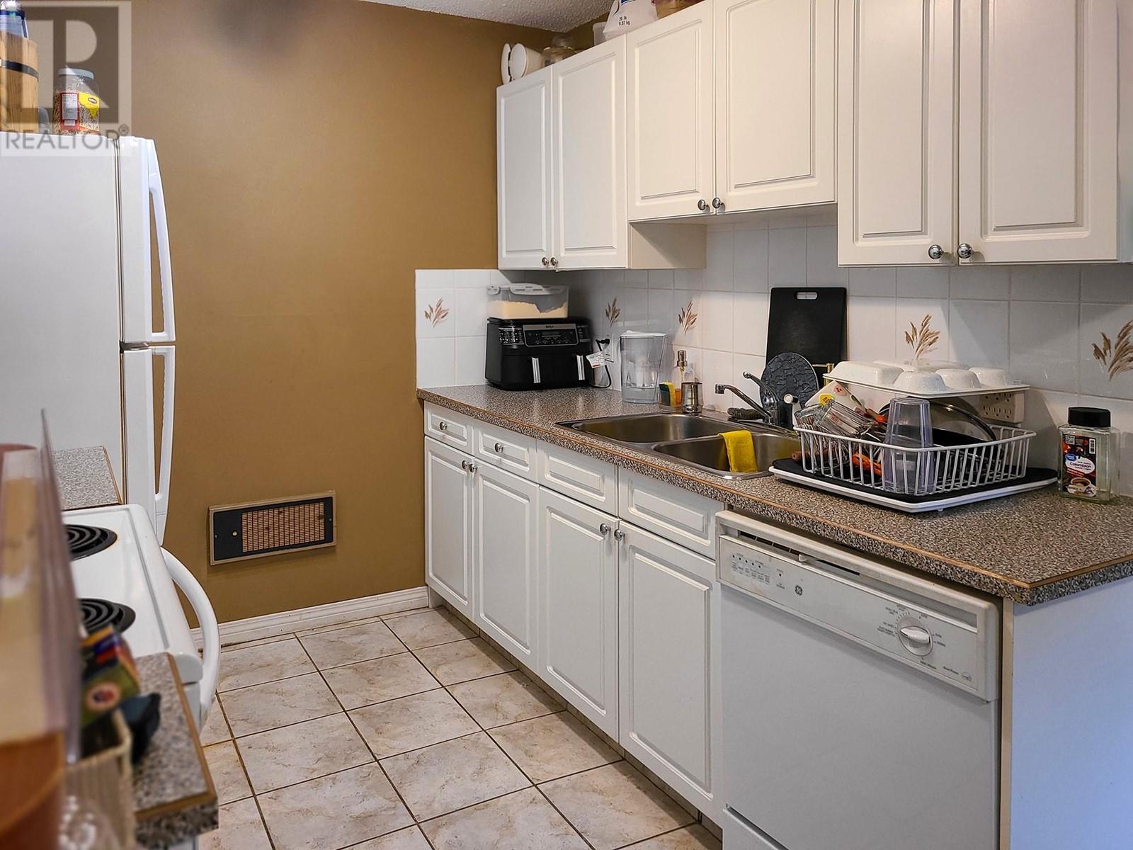 930 Dogwood Drive Unit# 1033, Kimberley, British Columbia  V1A 2Y4 - Photo 7 - 10344151