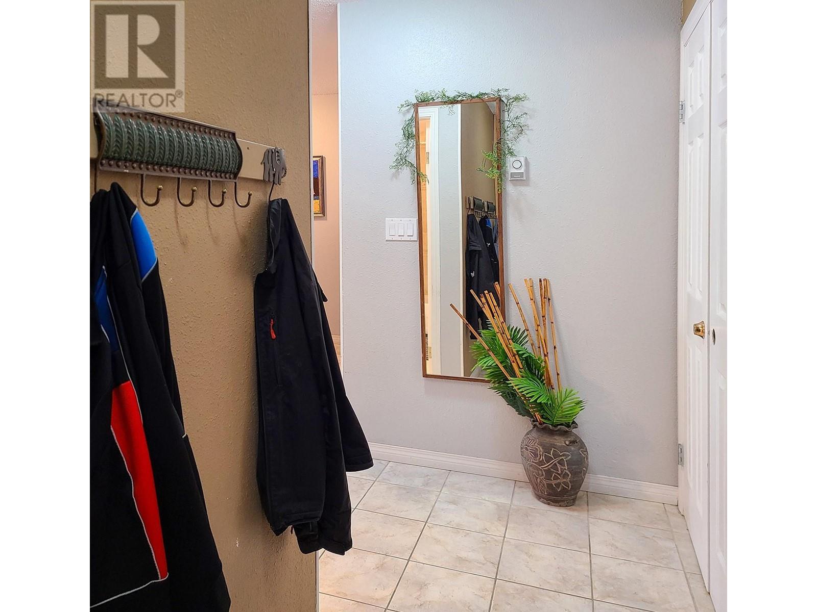 930 Dogwood Drive Unit# 1033, Kimberley, British Columbia  V1A 2Y4 - Photo 2 - 10344151