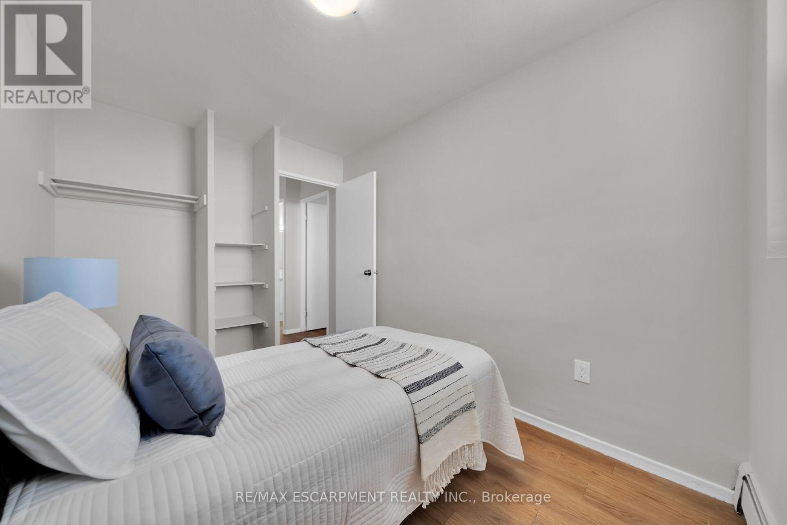 424 - 350 Quigley Road, Hamilton, Ontario  L8K 5N2 - Photo 19 - X12113741