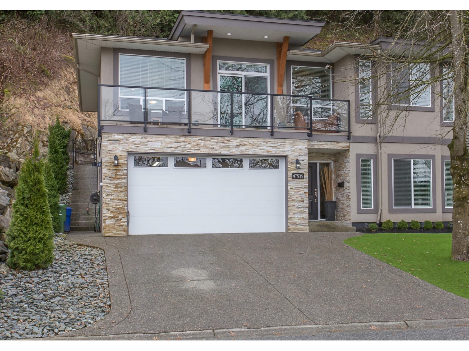 Property at 47535 CHARTWELL DRIVE image 1